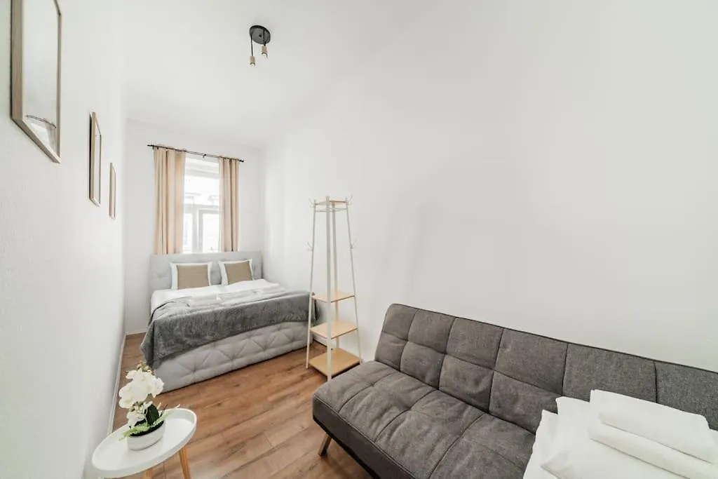 Sonnige Wohnung Bei Westbahnhof Βιέννη